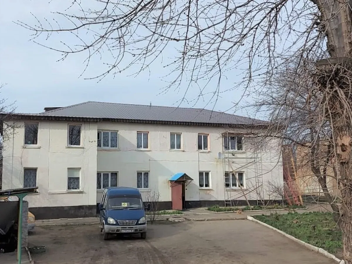 Кровля учреждения после ремонта в ЛНР